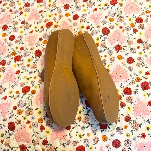 Kork-Ease Women's Para Tan Leather Clogs - Picture 10 of 10